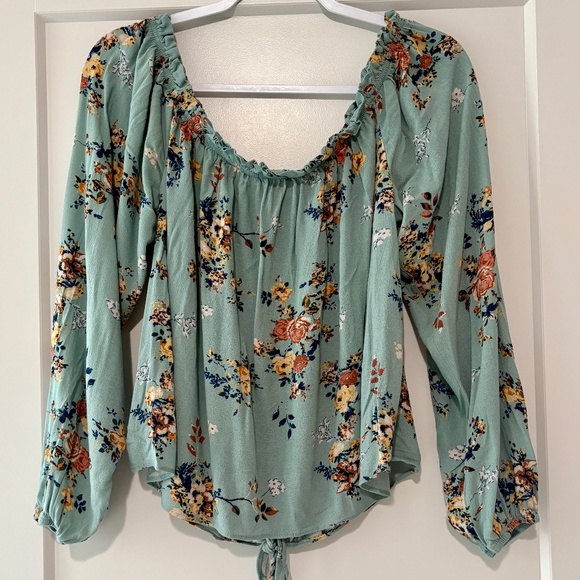 Green Floral Print Tie Blouse - Picture 8 of 10